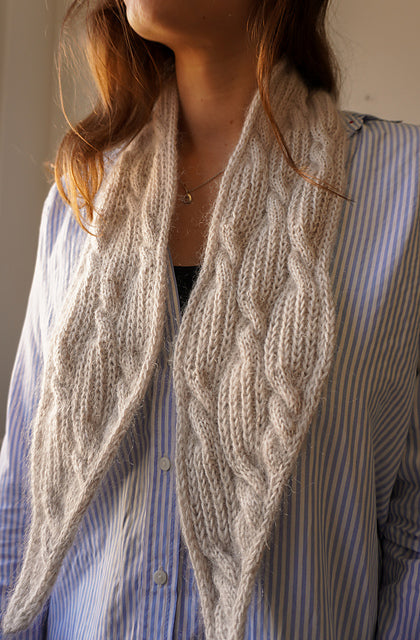 Soft Cable Scarf Knitting Pattern