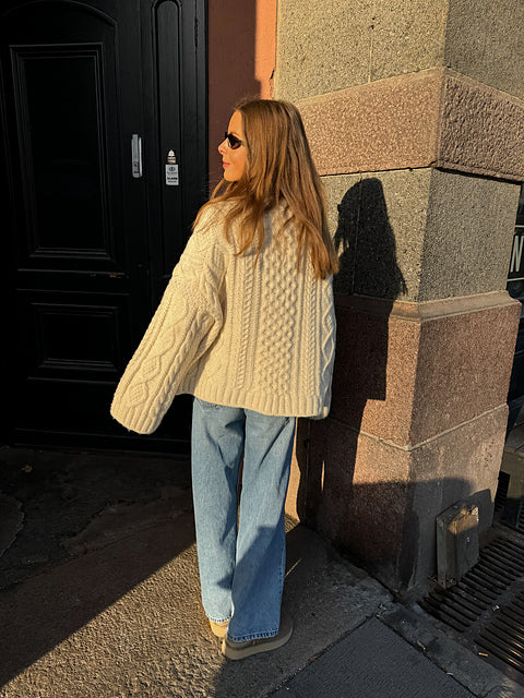 Textured Aran Sweater Knitting Pattern