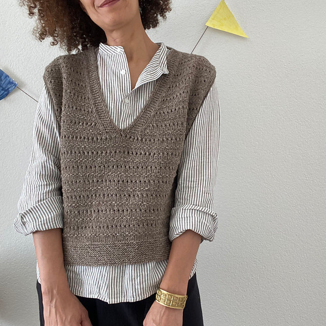 Textured V-Neck Vest Knitting Pattern