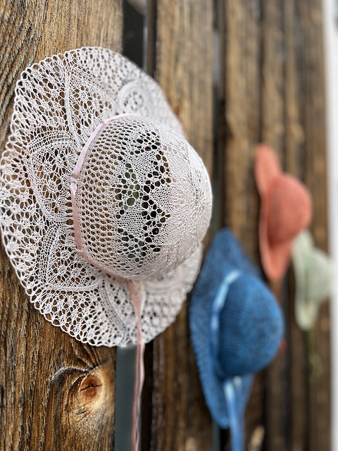 Lace Summer Hat Knitting Pattern