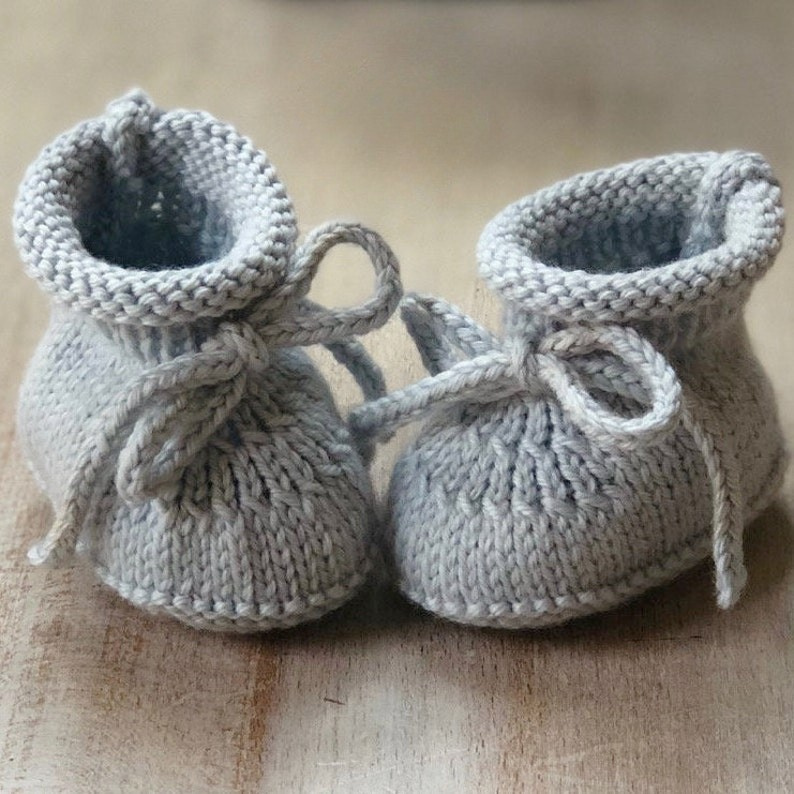 Baby Booties Knitting Pattern