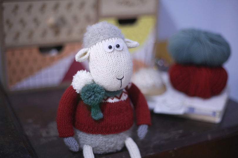 Christmas Sheep Knitting Pattern