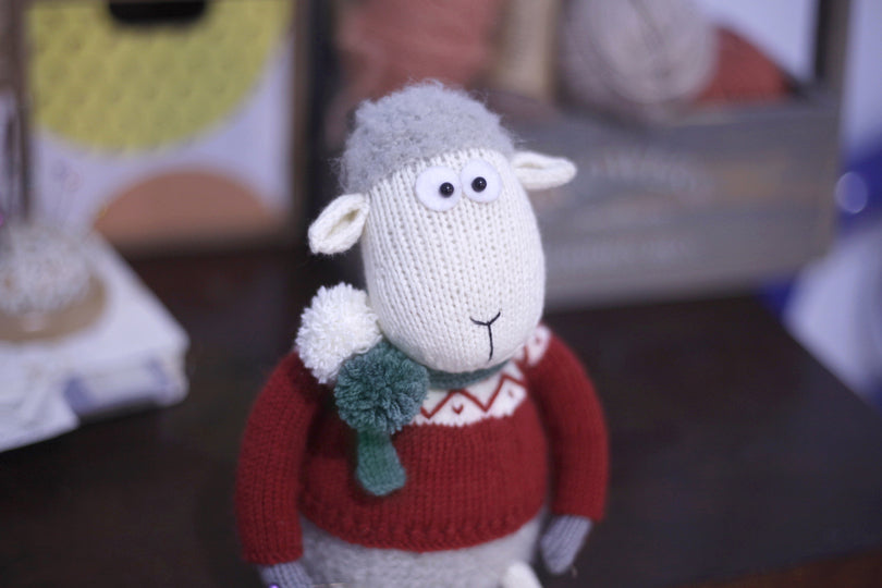 Christmas Sheep Knitting Pattern