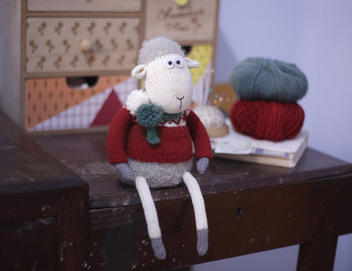 Christmas Sheep Knitting Pattern