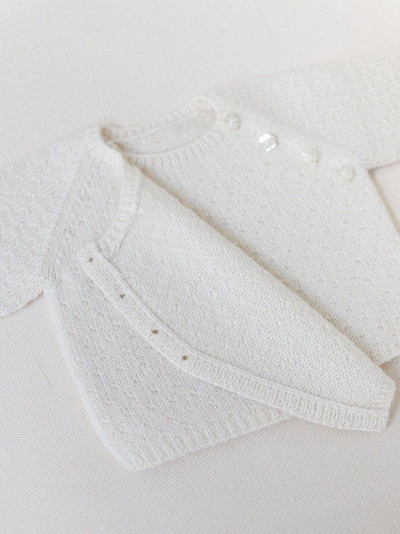 Overlap Raglan Baby Cardigan Knitting Pattern