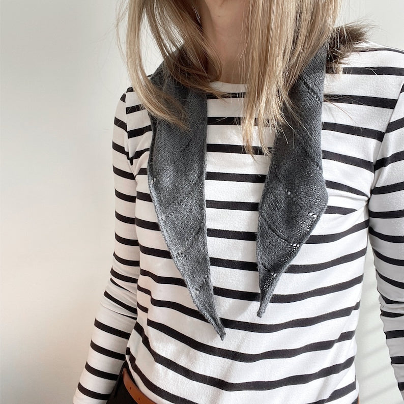 Simple Mini Shawl Knitting Pattern