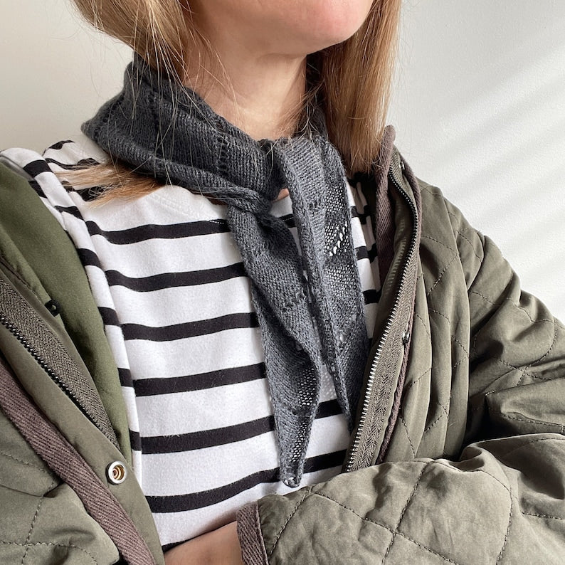 Simple Mini Shawl Knitting Pattern