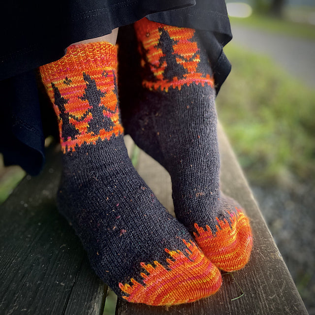 Spooky Socks Knitting Pattern