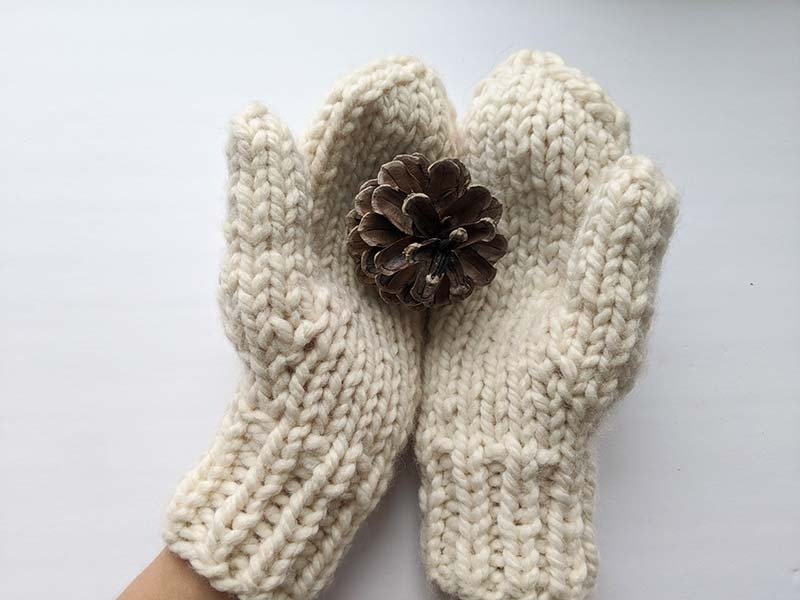 Family Set Mittens Knitting Pattern