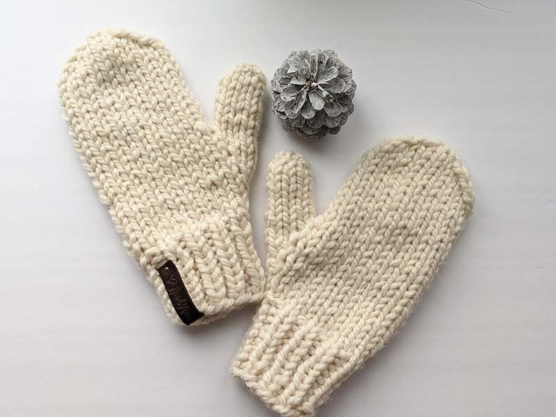 Family Set Mittens Knitting Pattern