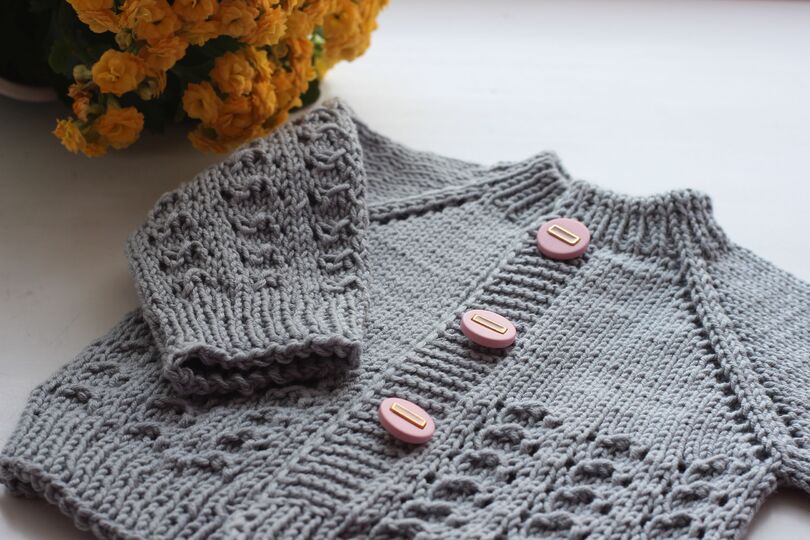 Preemie Cardigan Knitting Pattern