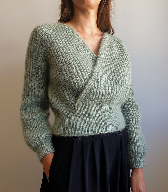 Top-Down Blouse Knitting Pattern