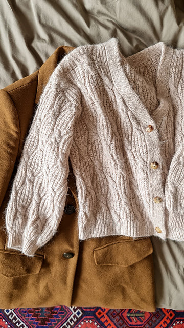 Elegant Cardigan Knitting Pattern