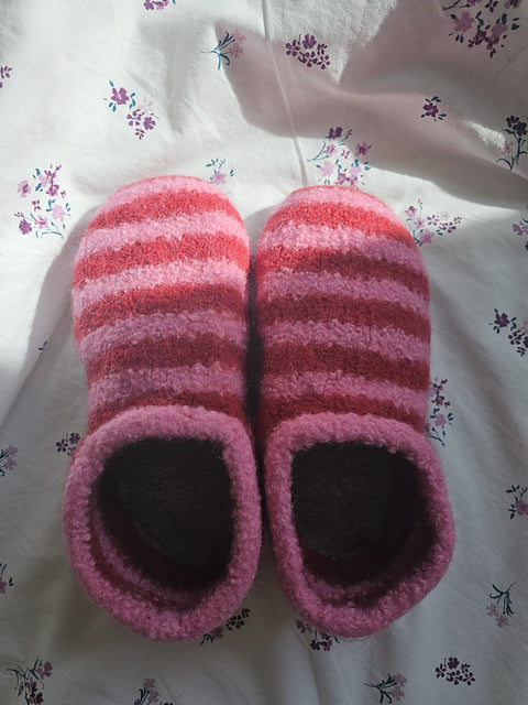 Striped Slippers Knitting Pattern