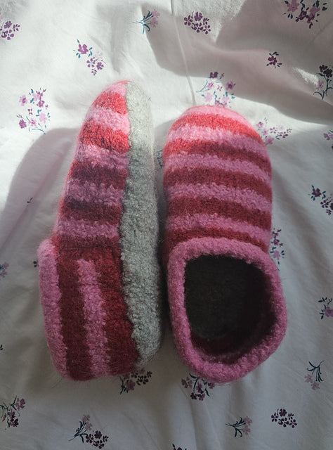 Striped Slippers Knitting Pattern