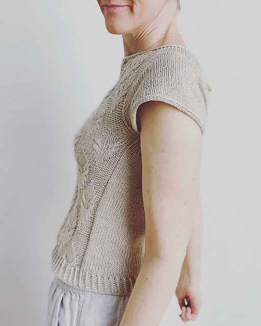 Leaf Top Knitting Pattern