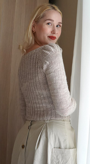 Ribbed Blouse Knitting Pattern