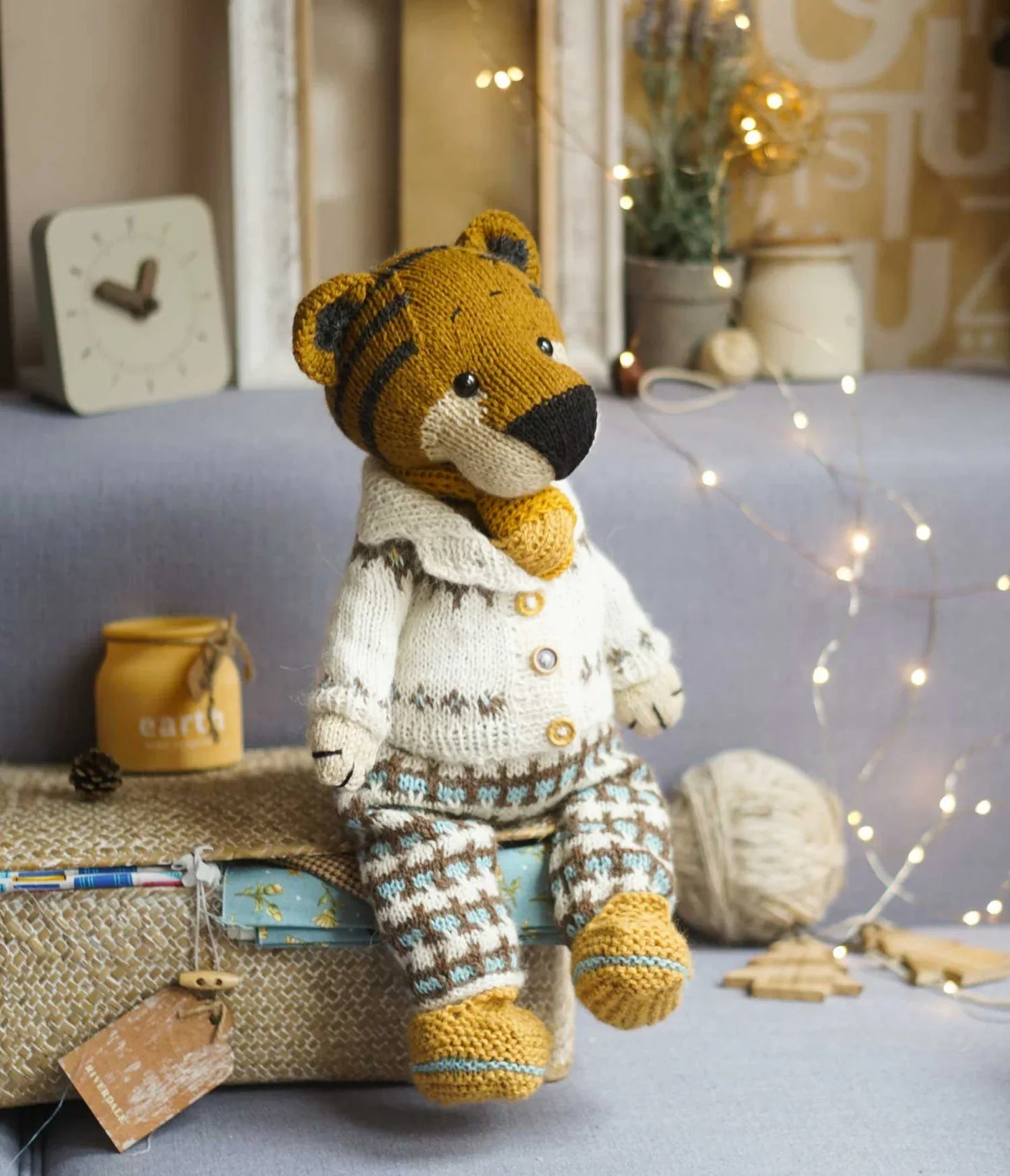 "Romantic Outfit" Knitting Pattern