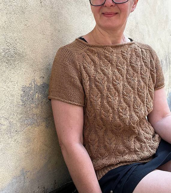 Leaf Top Knitting Pattern