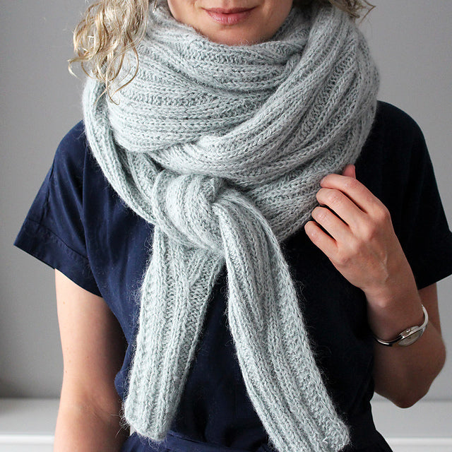 Reversible Ribbed Wrap Knitting Pattern