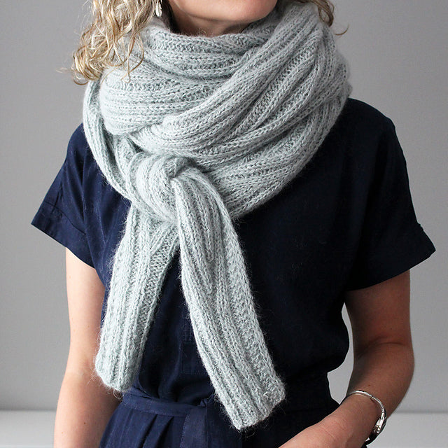 Reversible Ribbed Wrap Knitting Pattern