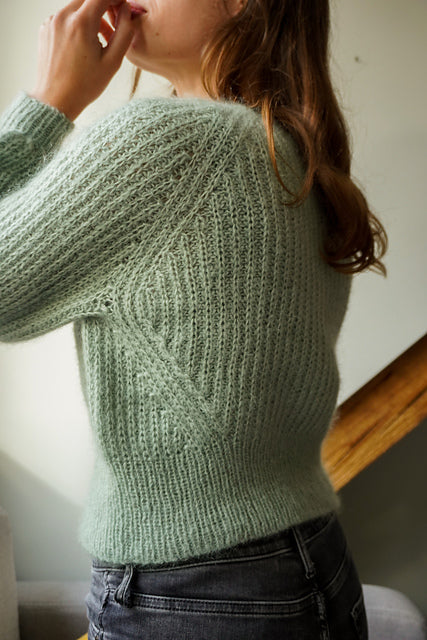 Top-Down Blouse Knitting Pattern