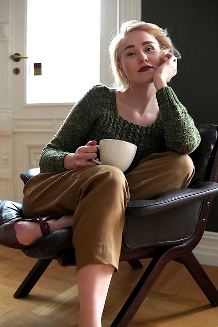 Ribbed Blouse Knitting Pattern