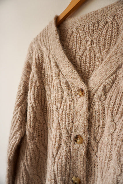 Elegant Cardigan Knitting Pattern