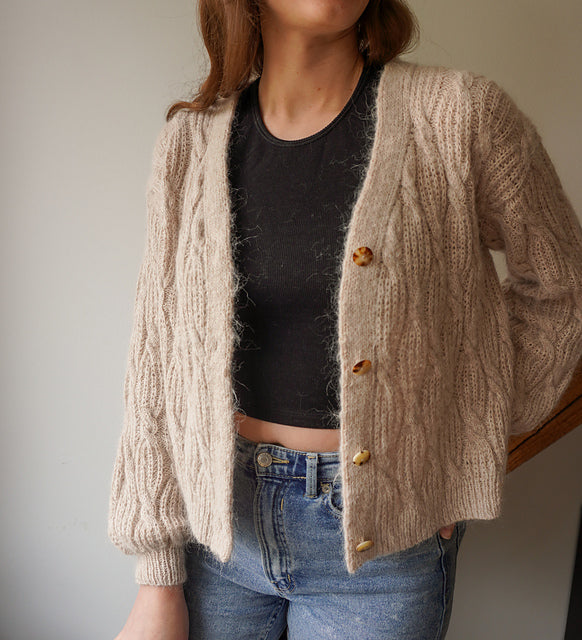 Elegant Cardigan Knitting Pattern