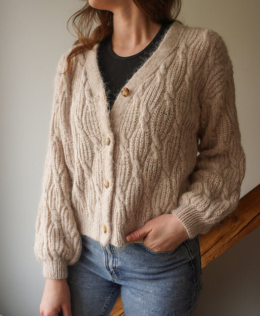 Elegant Cardigan Knitting Pattern