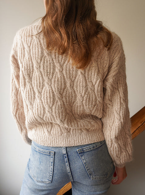 Elegant Cardigan Knitting Pattern