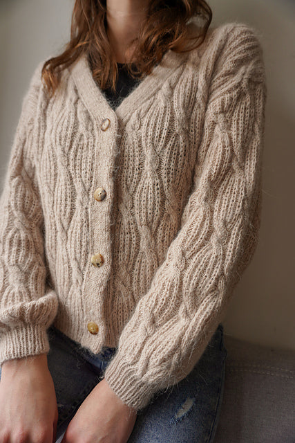 Elegant Cardigan Knitting Pattern
