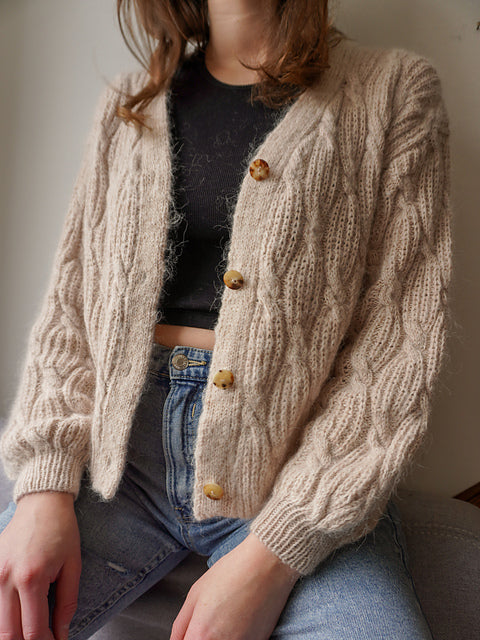 Elegant Cardigan Knitting Pattern