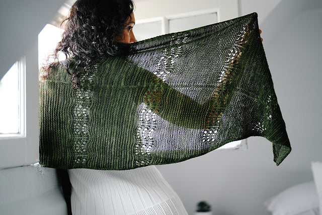 Leaf Shape Lace Shawl Knitting Pattern