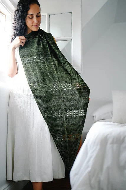 Leaf Shape Lace Shawl Knitting Pattern