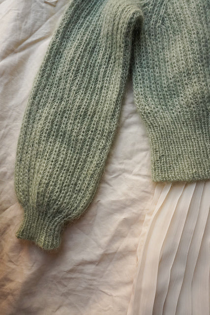 Top-Down Blouse Knitting Pattern