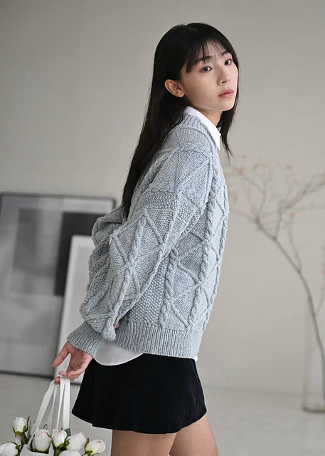 Oversized Cable Sweater Knitting Pattern