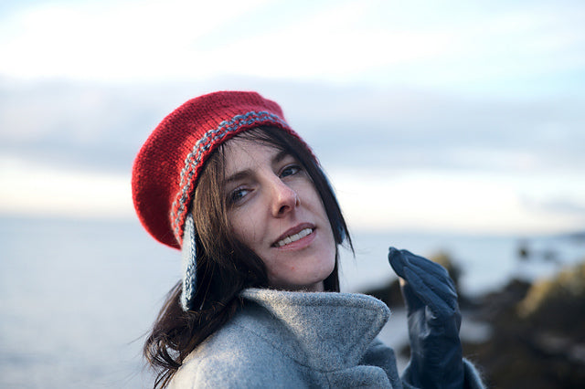 Flapper Bonnet Knitting Pattern