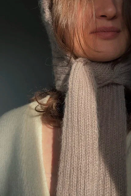 Cable Tie Bonnet Knitting Pattern