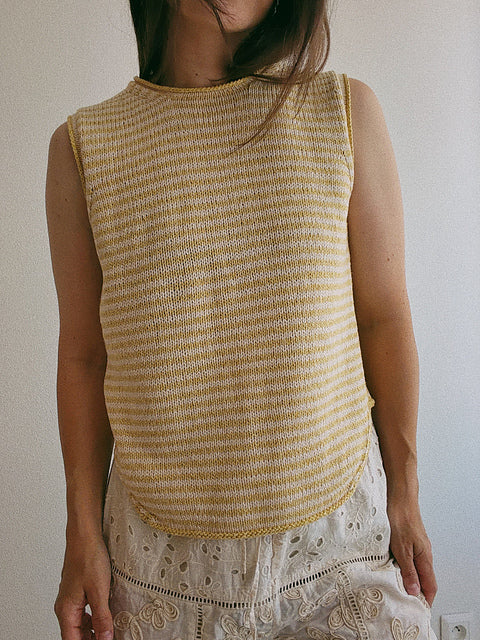 Rounded Hem Top Knitting Pattern