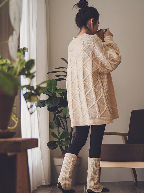Oversized Cable Sweater Knitting Pattern