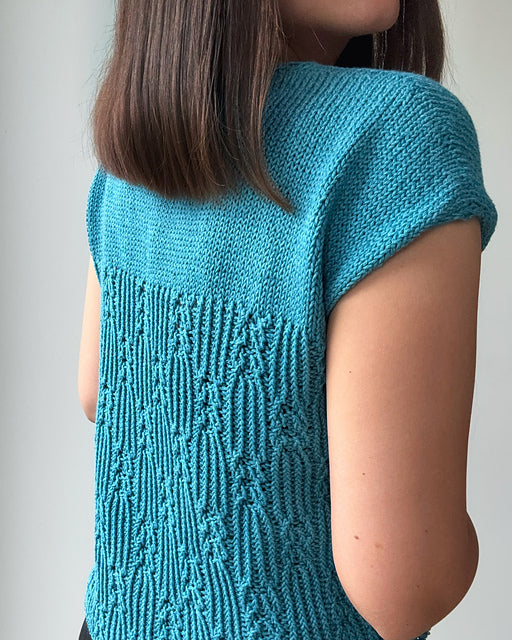 Textured Summer Tee Knitting Pattern