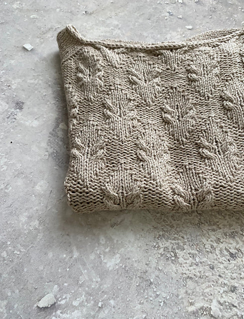 Leaf Top Knitting Pattern