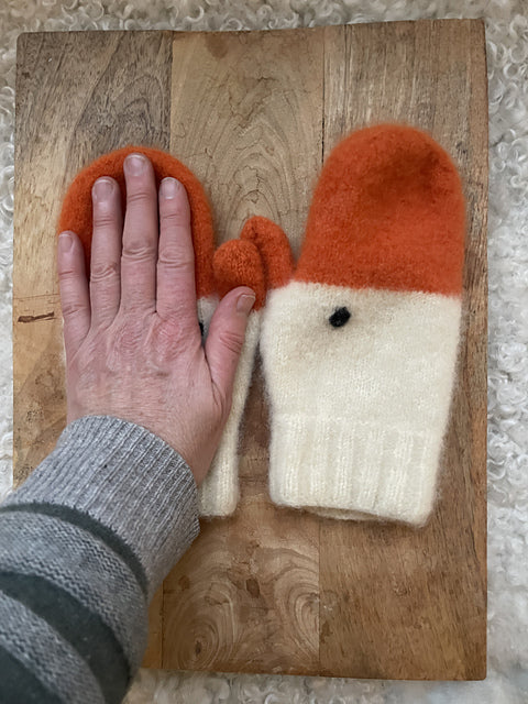 Duck Mittens Knitting Pattern