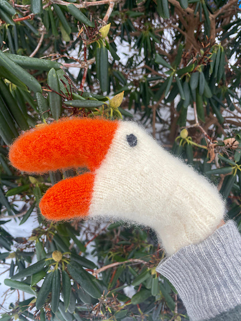 Duck Mittens Knitting Pattern