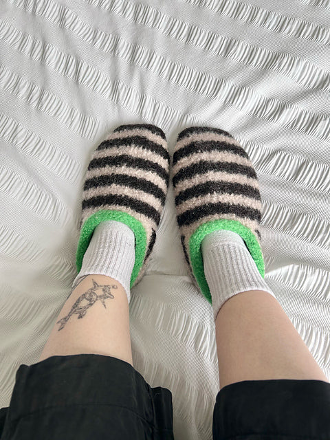 Cozy Slippers Knitting Pattern