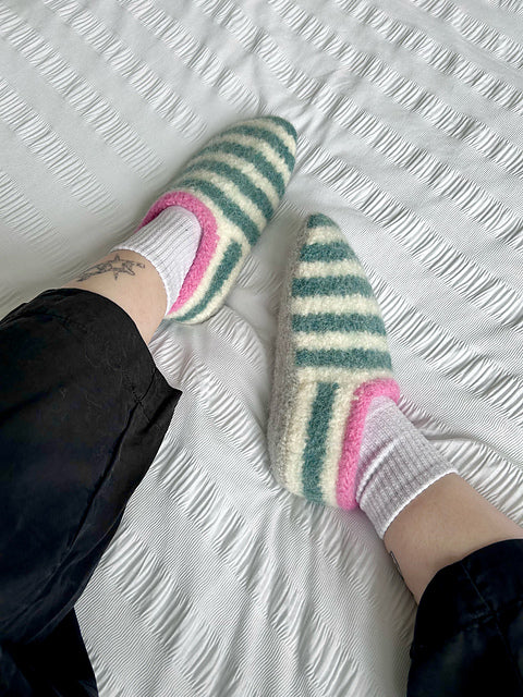 Cozy Slippers Knitting Pattern