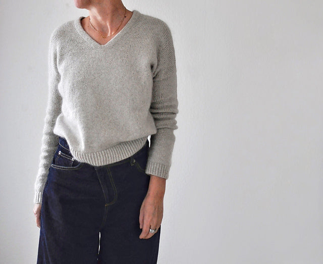 Simple V Neck Knitting Pattern