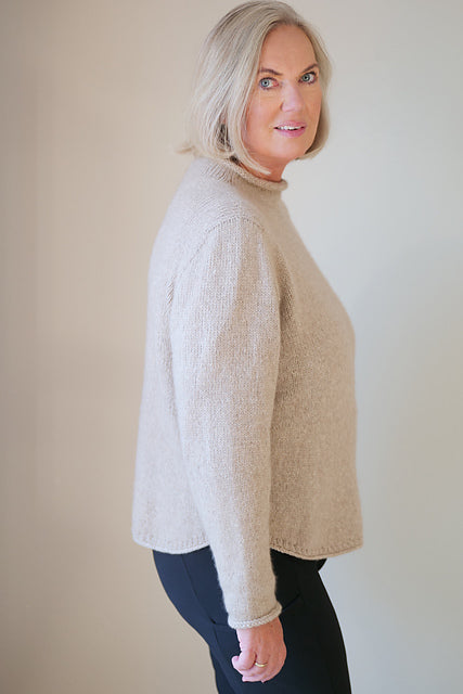 Simple Raglan Sweater Knitting Pattern