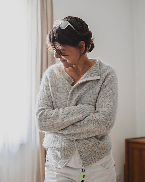 Zip Collar Cardigan Knitting Pattern